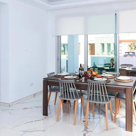 Villa Carmen By Interhome
